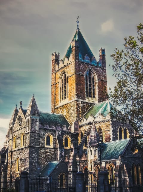 Dublin Walking Tour: Top 10 Highlights - Accessibility and Inclusions