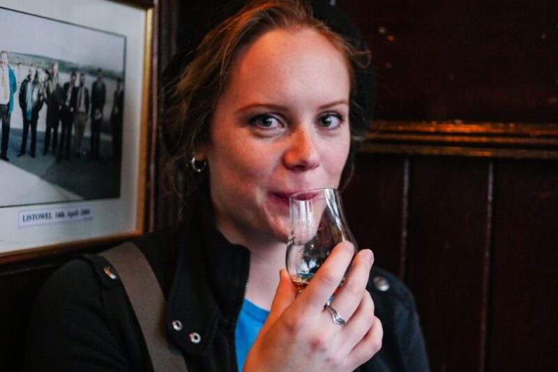 Dublin: Whiskey Tasting Tour - Expert Whiskey Guide