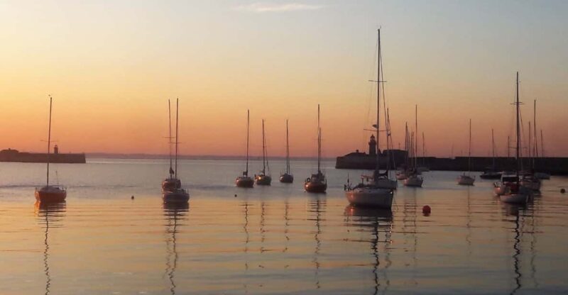 Dublins Dún Laoghaire: A Self-Guided Audio Tour - Tour Route and Features
