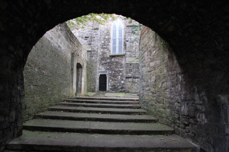 Dublins Haunted History Walking Tour - Eerie Cobblestoned Streets