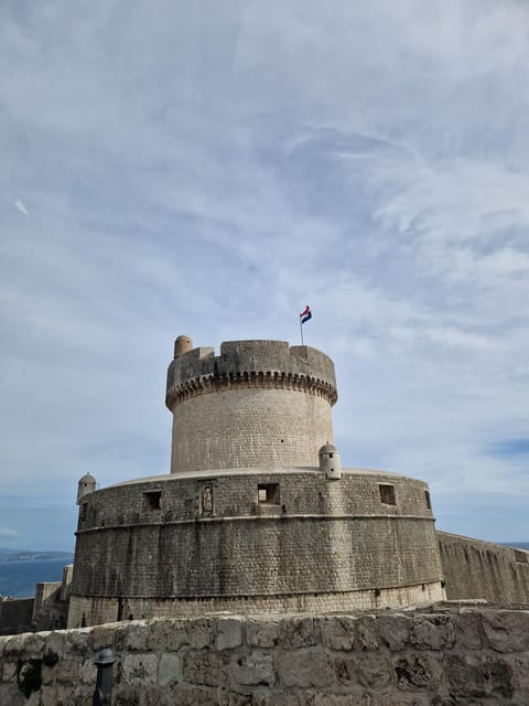 Dubrovnik: Airport Private Transfer to City Center - Vehicle and Driver Details