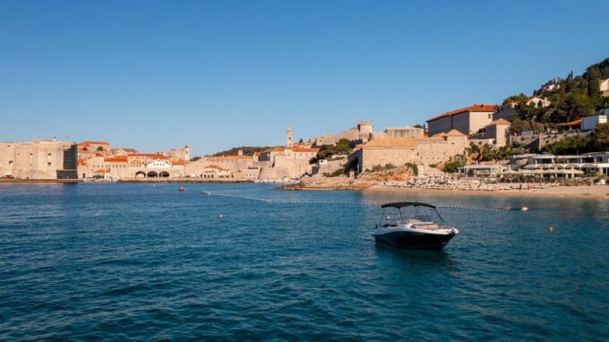 Dubrovnik Archipelago: Private Local Guided Speedboat Tour - Visit Blue Cave