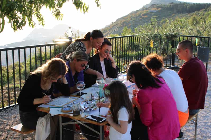 Dubrovnik-Bosanka: Art Class With Golden View Experience - Experience Highlights