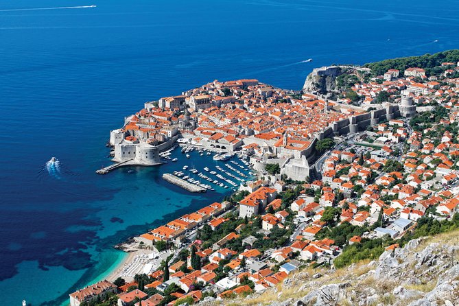 Dubrovnik City Tour: Panorama Drive & Sightseeing Walk - Tour Guide and Commentary