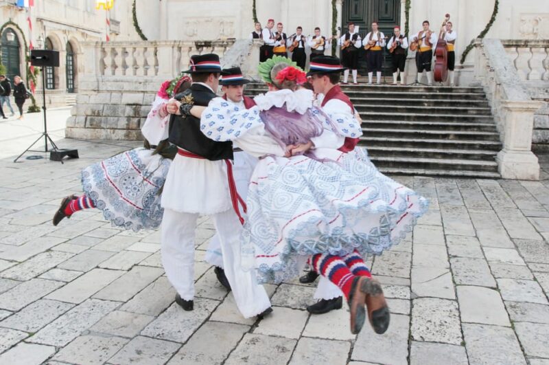 Dubrovnik: Croatian Folklore Show - Customer Experience