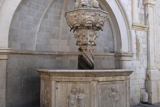 Dubrovnik Discovery Old Town Walking Tour - Meeting and Pickup Arrangements