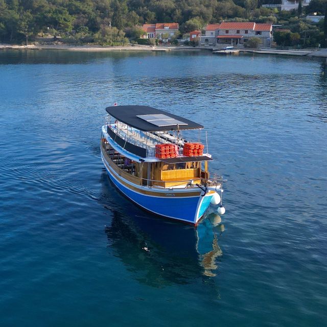 Dubrovnik: Elaphite Islands Cruise With Lunch and Drinks - What to Bring and Considerations