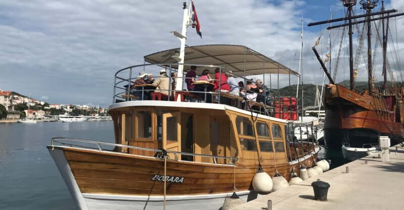 Dubrovnik: Elaphiti Islands Boat Cruise With Lunch & Drinks - Boat and Amenities