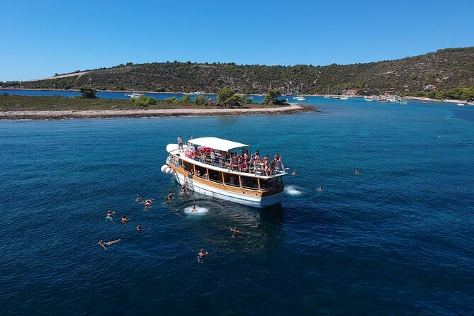 Dubrovnik Island-Hopping Cruise in the Elaphites With Lunch - Relaxing on Šunj Beach