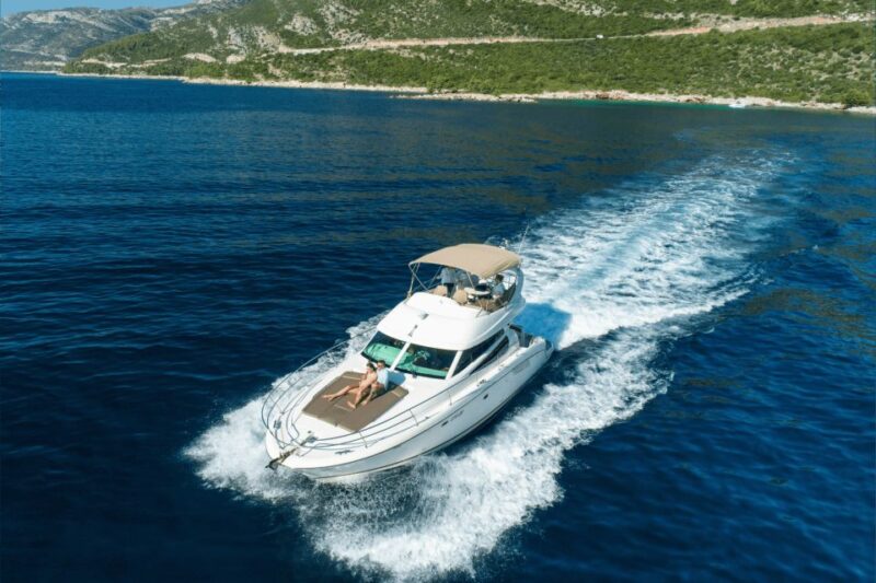Dubrovnik: Luxury Yacht Tour of the Elaphiti Islands - Local Expertise and Commitment