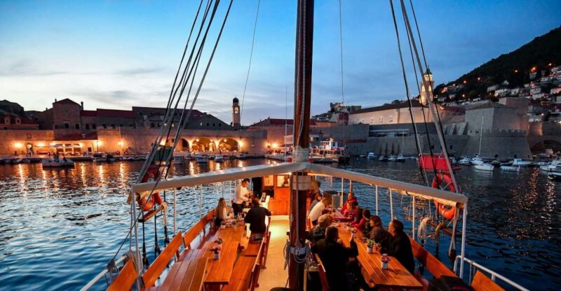 Dubrovnik: Old Town Cruise With Lunch - Good To Know