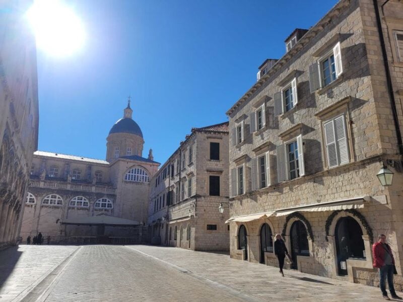 Dubrovnik: Old Town Highlights Tour With Audio Guide - Experience Highlights