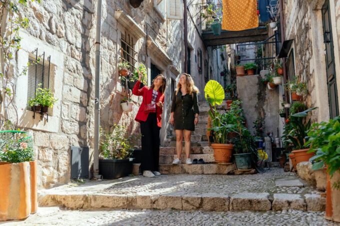 Dubrovnik: Private Family Friendly City Tour With Guide - Booking Details