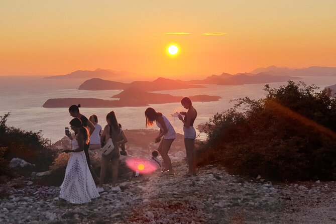 Dubrovnik Sunset Tour With Wine - Booking and Logistics