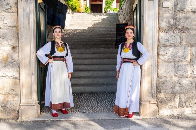 Dubrovnik: Van Gogh Sunflowers Private Collection Gallery - Art and Highlights