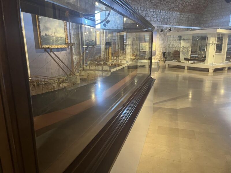 Dubrovnik Walking Tour With 4 Main Museums - Museums Included