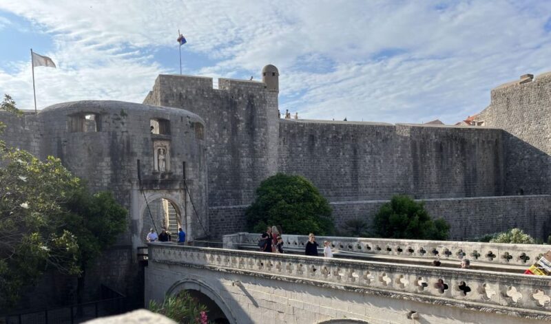 Dubrovnik Walking Tour With 4 Main Museums - Franciscan Monastery and Museum