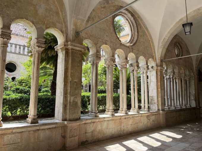 Dubrovnik Walking Tour With 4 Main Museums - Dubrovnik Pass