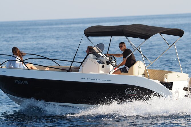 Dubrovnik:Blue Cave and Sandy Beach Sunj With a Private Speedboat - Exceptional Boat Experience