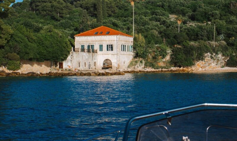 Dubrovnik:Elaphiti Islands and Caves Private Speedboat Tour - Inclusions and Equipment