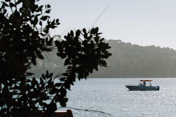 Dubrovnik:Elaphiti Islands and Caves Private Speedboat Tour - Frequently Asked Questions