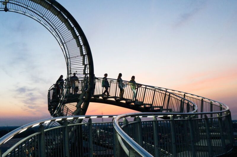Duisburg: Guided Evening Tour at Tiger and Turtle - Key Points