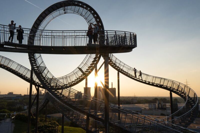 Duisburg: Guided Evening Tour at Tiger and Turtle - Tour Logistics