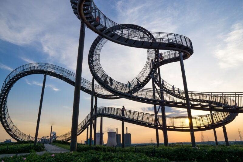 Duisburg: Guided Evening Tour at Tiger and Turtle - Walkable Rollercoaster