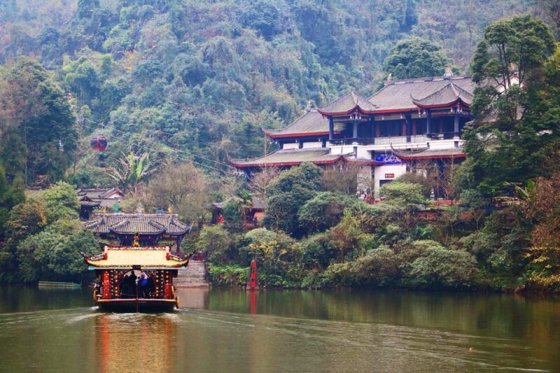 Dujingyan and Mt Qingcheng Day Trip With Taoism Experience - Highlights and Activities