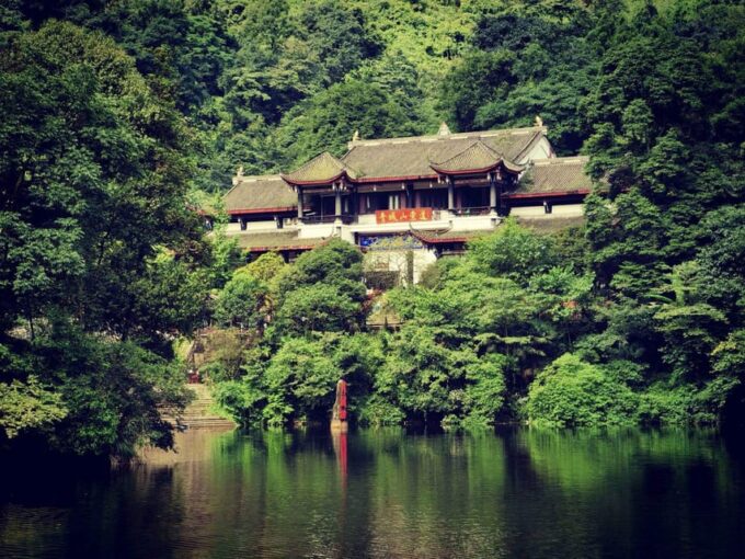 Dujingyan and Mt Qingcheng Day Trip With Taoism Experience - Frequently Asked Questions