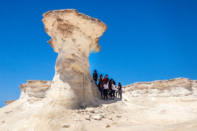 Dukhan and Zekreet Tour - Dress Code and Accessibility