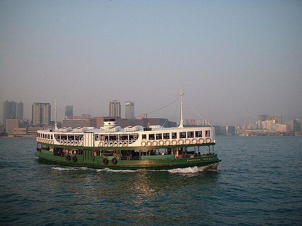 Dukling Boat Tour in Victoria Harbour - Key Points