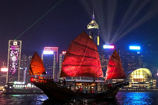 Dukling Boat Tour in Victoria Harbour - Guest Experiences and Reviews
