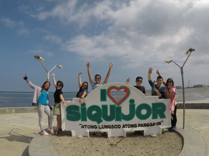 Dumaguete: Siquijor Island & Cambugahay Falls Private Tour - Exploring Siquijor Island