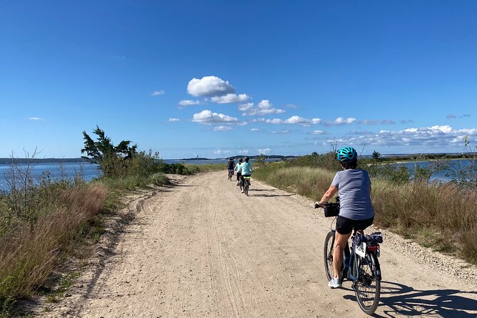 Dune Road With Breakfast Electric Bike Tour - Group Size and Tour Requirements
