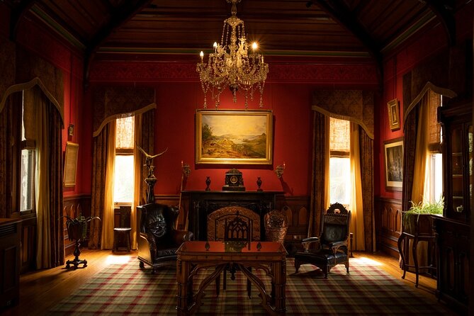 Dunedin Castle to Cruise Tour - Tour Inclusions and Logistics