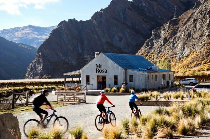 Dunedin Private Tour: City Sights & Otago Peninsula - FAQ