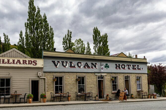 Dunedin to Queenstown One Way Tour Including Taieri Gorge Train - Who Will Love This Tour?