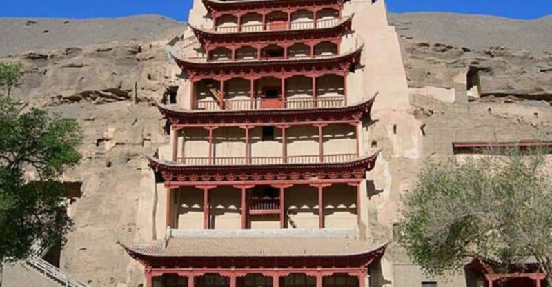Dunghuang 2days Highlights Grottoes Han Great Wall &Yadan - Included Services