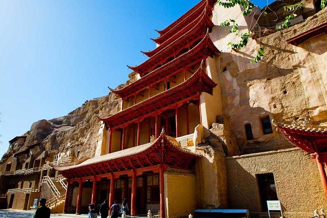 Dunhuang Private Day Tour Mogao Grottoes, Singing Dunes and Crescent Moon Spring - Exploring the Mogao Grottoes