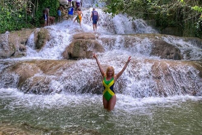 Dunns River Falls and River Tubing Private Tour - Health and Safety Considerations