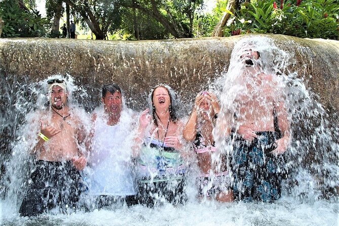 Dunns River Falls & Luminous Lagoon Guided Tour From Montego Bay - Customer Experiences and Feedback