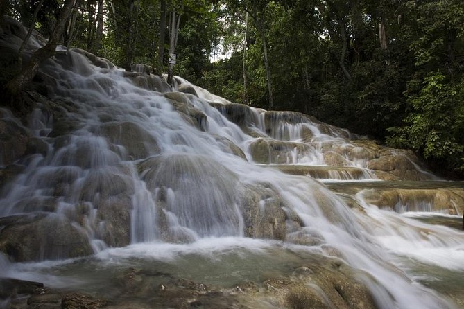 Dunns River Falls Tour From Ocho Rios - Preparing for the Climb