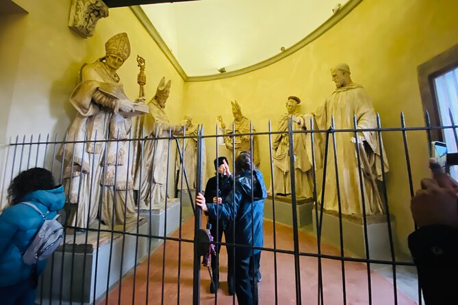 Duomo Complex & Uffizi Gallery Tour With Cupola Entry Tickets - Climbing Brunelleschis Dome