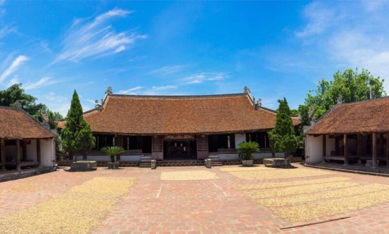 Duong Lam Ancient Village Day Trip Private Tour - Tour Details