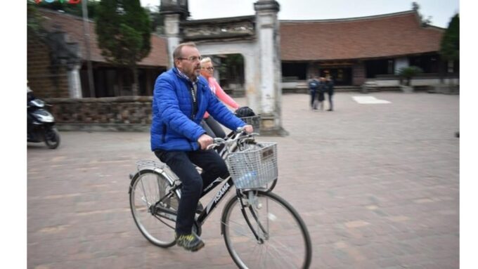 Duong Lam Ancient Village Private Tour In Ha Noi - Additional Information