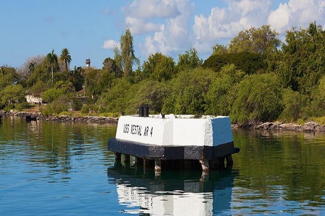 (Duplicate) Pearl Harbor and Mini Circle Island From Maui - Touring Pearl Harbor