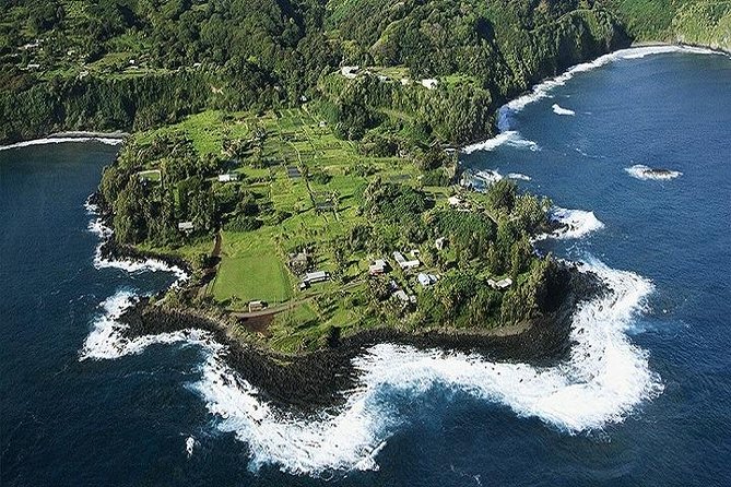 (Duplicate) Pearl Harbor + Dole Plantation + Polynesian From Kona - Tour Restrictions and Accessibility