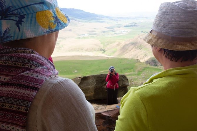 Durban: Drakensberg Rock Art, Midlands Meander & Mandela Capture Site - Meeting and Pickup Details