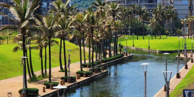 Durban: Gondola Ride With Welcome Drink - Special Occasion Experiences